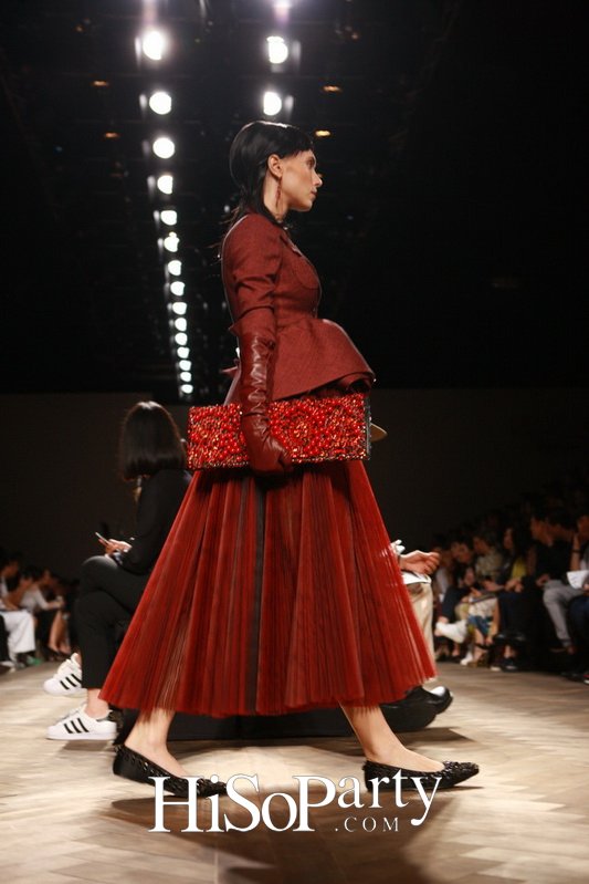 Siam Paragon Bangkok International Fashion Week 2015 – FLYNOW