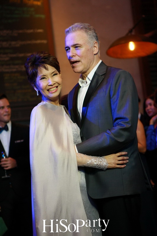 Celebration of ‘LOVE’ : งานฉลองมงคลสมรส ม.ล.นันทิกา วรวรรณ และ เจฟเฟอรี่ คุ๊ก