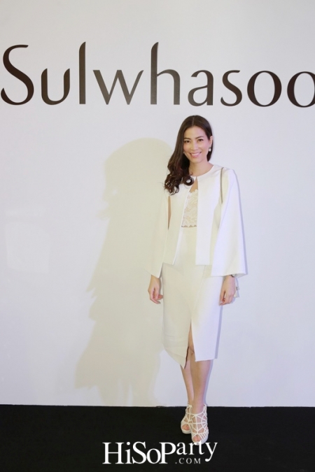 THE IDEALISTIC BEAUTY : VOLUME BRIGHTENING WITH SULWHASOO