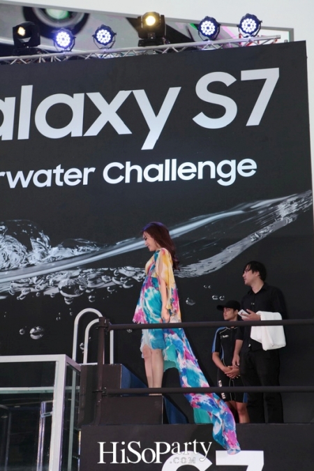 Samsung Galaxy S7 Underwater Challenge