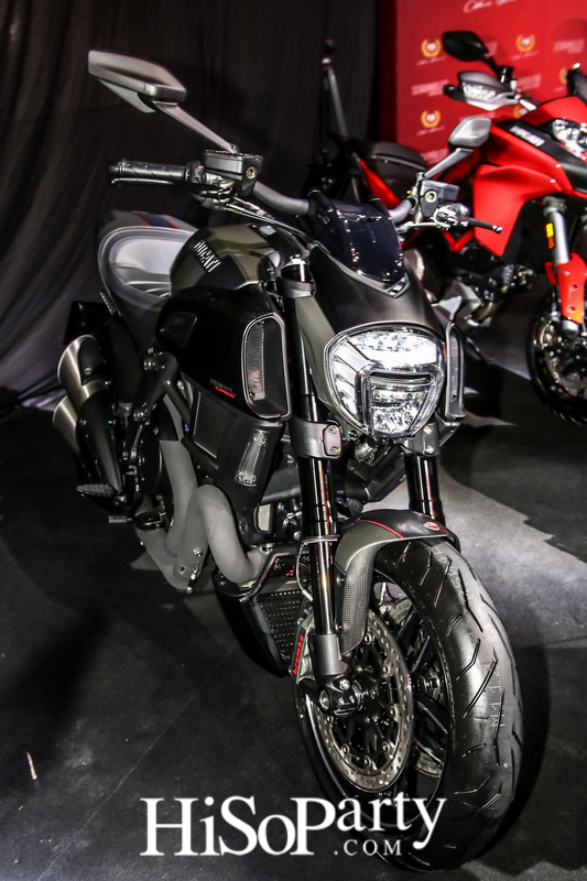 เปิดตัวรถดูคาติในงาน Motor Show 2016