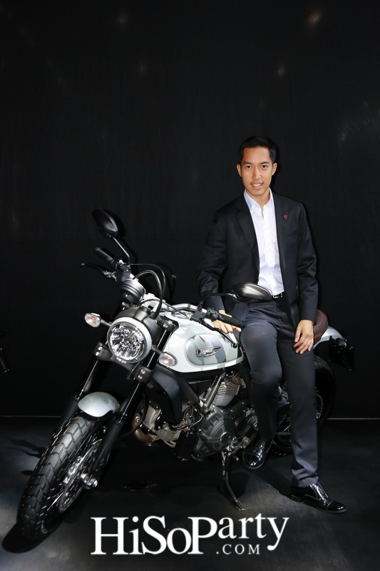 เปิดตัวรถดูคาติในงาน Motor Show 2016