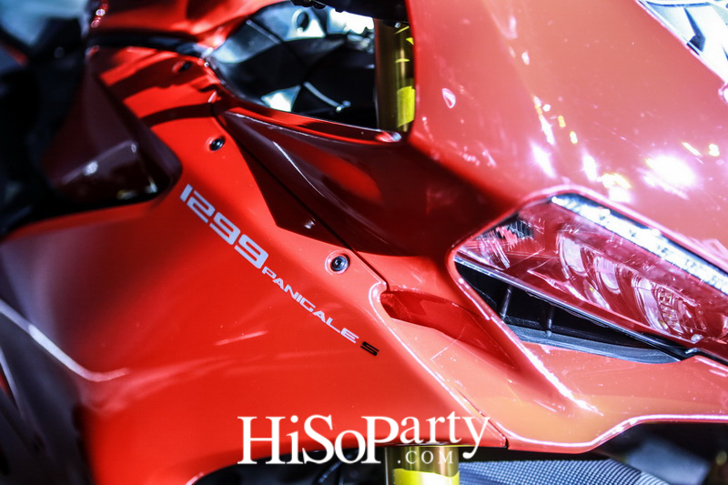 เปิดตัวรถดูคาติในงาน Motor Show 2016