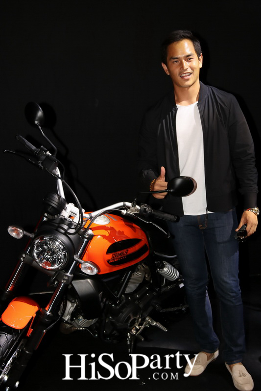 เปิดตัวรถดูคาติในงาน Motor Show 2016