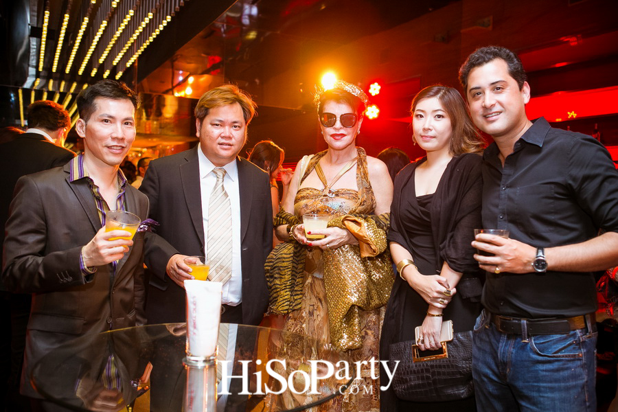 8th Anniversary Long Table