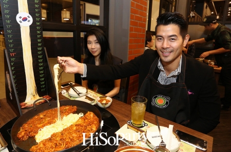 Dak Galbi ฉลองเปิดสาขาที่ 11 ใหม่ล่าสุด ใจกลางเมือง