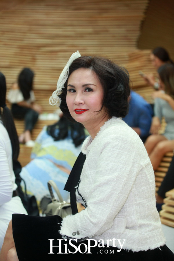 เพราะภาพลักษณ์ดีแบบมืออาชีพสร้างได้ กับ “MIRROR MERIT The Image Consultants” Preferred Partner The English Manner