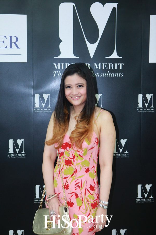 เพราะภาพลักษณ์ดีแบบมืออาชีพสร้างได้ กับ “MIRROR MERIT The Image Consultants” Preferred Partner The English Manner