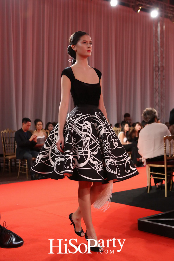 POEM จัดแฟชั่นโชว์ครั้งยิ่งใหญ่ เฉลิมฉลองครบรอบ 10 ปี