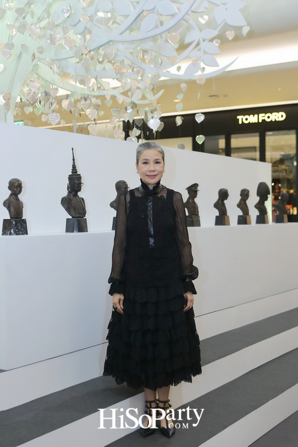 ในหลวง...ในดวงใจราษฎร์ : KING OF OUR HEARTS