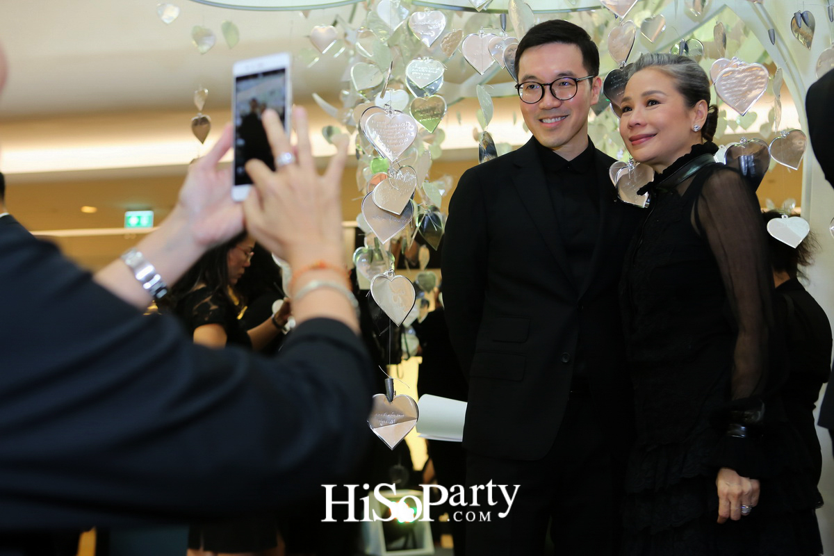 ในหลวง...ในดวงใจราษฎร์ : KING OF OUR HEARTS