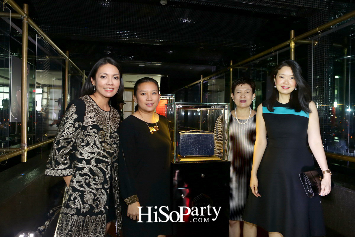 พญา (PHYA) แบรนด์กระเป๋าหนังสุดหรู จัดแฟชั่นโชว์ Debut Collection