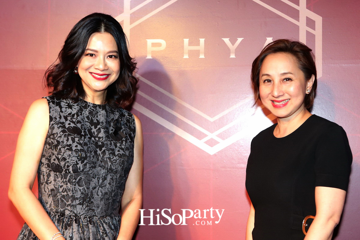 พญา (PHYA) แบรนด์กระเป๋าหนังสุดหรู จัดแฟชั่นโชว์ Debut Collection