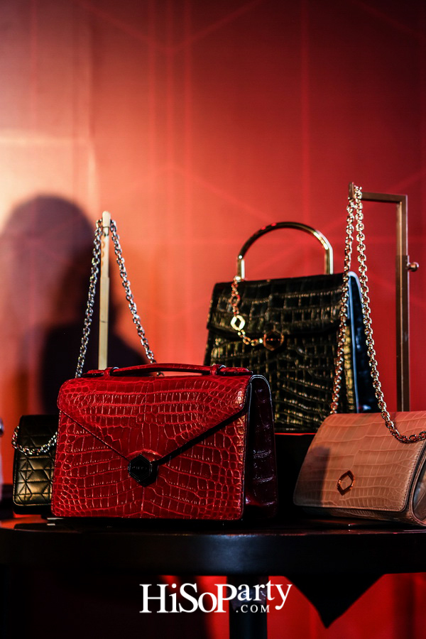 พญา (PHYA) แบรนด์กระเป๋าหนังสุดหรู จัดแฟชั่นโชว์ Debut Collection