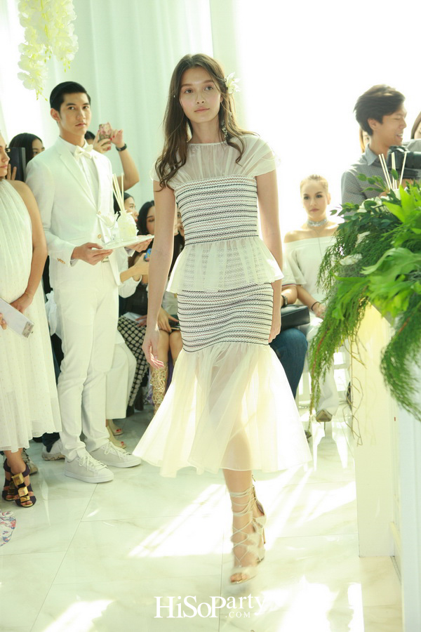 เปิดตัวเสื้อผ้าคอลเลกชั่นใหม่ 'Pure Magic'