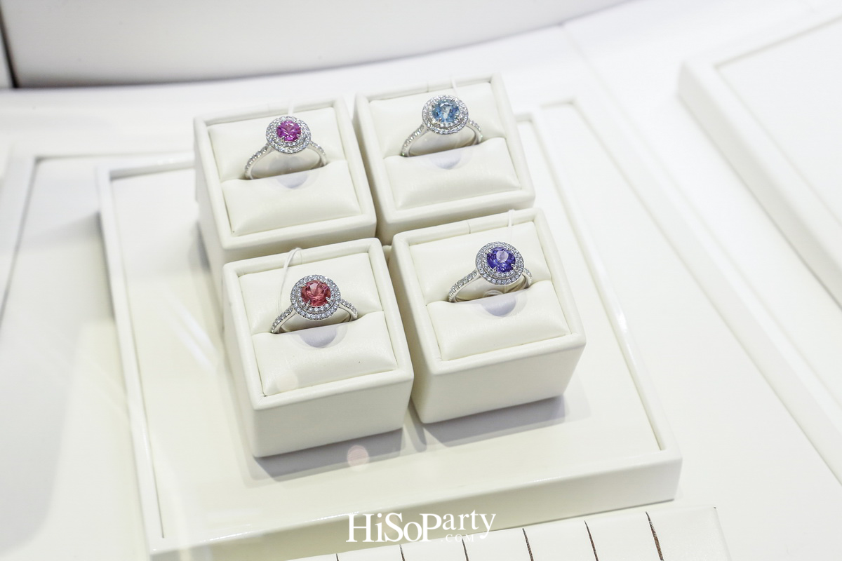 TIFFANY & CO. Love is ‘Finding The One’ (Present That is)