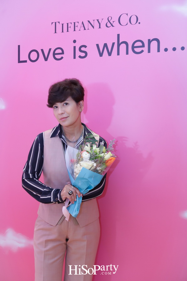 TIFFANY & CO. Love is ‘Finding The One’ (Present That is)