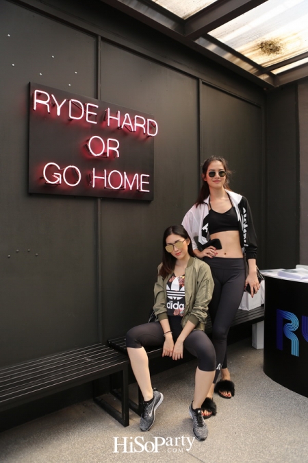 สาวเฮลท์ตี้เชิญมาเบิร์นกันให้สะใจที่ RYDE (ไรด์) สตูดิโอปั่นจักรยานแห่งใหม่ใจกลางเมือง!