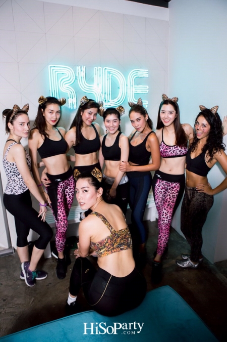 สาวเฮลท์ตี้เชิญมาเบิร์นกันให้สะใจที่ RYDE (ไรด์) สตูดิโอปั่นจักรยานแห่งใหม่ใจกลางเมือง!