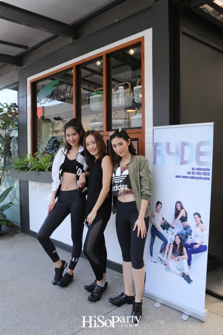 สาวเฮลท์ตี้เชิญมาเบิร์นกันให้สะใจที่ RYDE (ไรด์) สตูดิโอปั่นจักรยานแห่งใหม่ใจกลางเมือง!