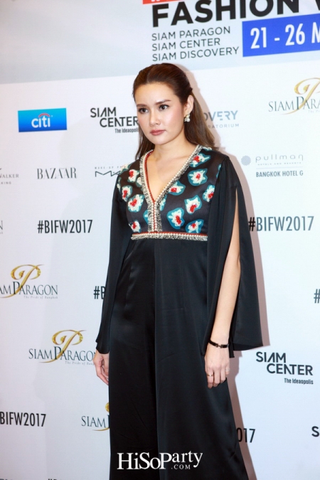 BANGKOK INTERNATIONAL FASHION WEEK 2017 - ISSUE Presented by Wacoal Mood 