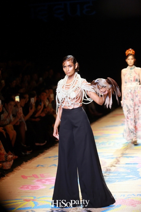 BANGKOK INTERNATIONAL FASHION WEEK 2017 - ISSUE Presented by Wacoal Mood 