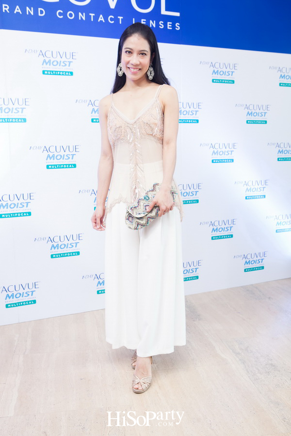 1 – Day Multifocal Contact Lenses