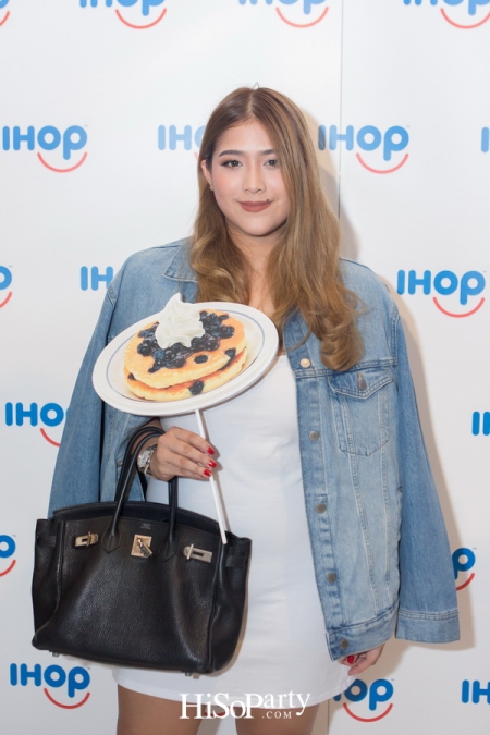 เปิดตัว IHOP (ไอฮอป) สุดยอดร้านแพนเค้กอร่อยระดับโลกสาขาแรกในประเทศไทย