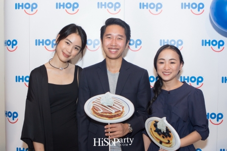 เปิดตัว IHOP (ไอฮอป) สุดยอดร้านแพนเค้กอร่อยระดับโลกสาขาแรกในประเทศไทย