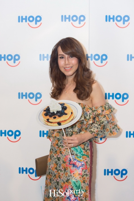 เปิดตัว IHOP (ไอฮอป) สุดยอดร้านแพนเค้กอร่อยระดับโลกสาขาแรกในประเทศไทย