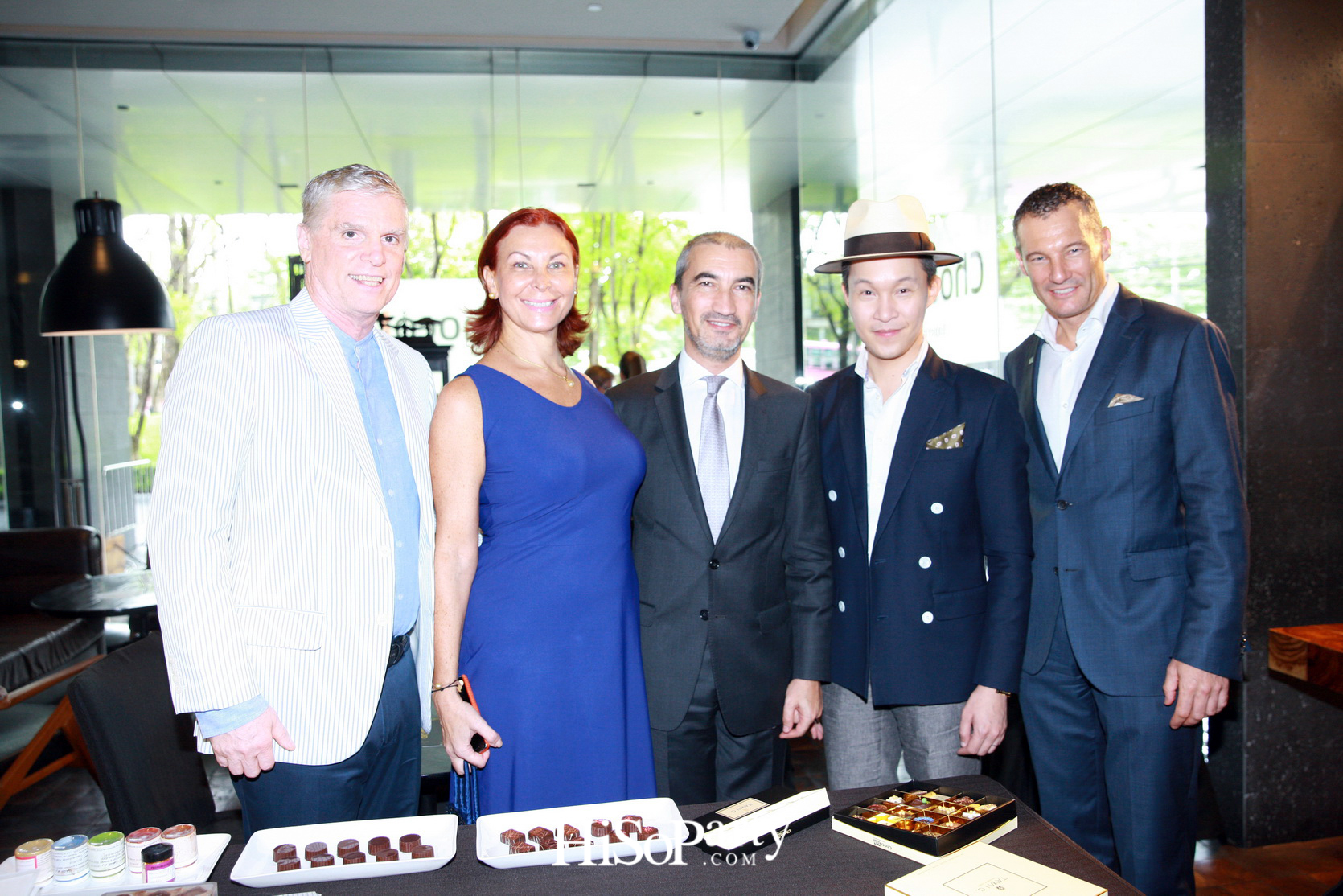 Bonjour Bangkok – Sawasdee Paris