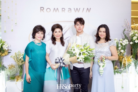 Romrawin to Mom, with Lift & Love