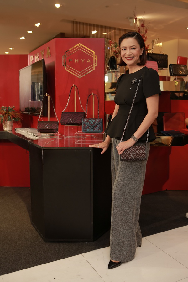 วิจิตรงดงามแบบไทย สำหรับผลงานการดีไซน์ล่าสุดของ ‘พญา’ (PHYA)