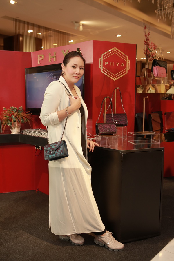 วิจิตรงดงามแบบไทย สำหรับผลงานการดีไซน์ล่าสุดของ ‘พญา’ (PHYA)