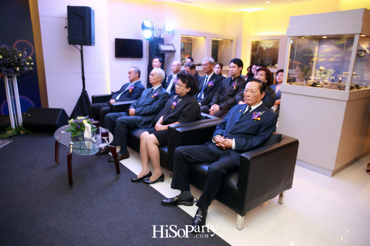 นิทรรศการ ‘เครื่องทองสุโขทัย – ทองเพชรบุรี: หัตถศิลป์ภูมิปัญญาช่างทองไทย เทิดไท้พระบารมี’