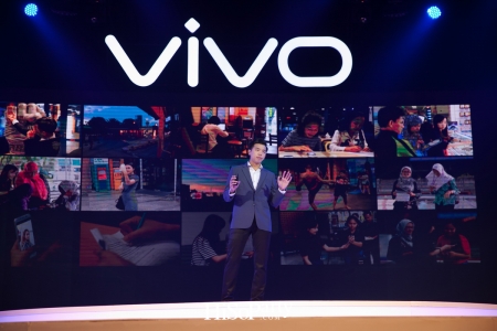 Vivo เปิดตัวสมาร์ทโฟนรุ่นล่าสุด ‘Vivo V7+’ เพื่อการเซลฟี่สุดคมชัด