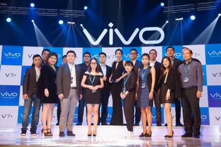 Vivo เปิดตัวสมาร์ทโฟนรุ่นล่าสุด ‘Vivo V7+’ เพื่อการเซลฟี่สุดคมชัด