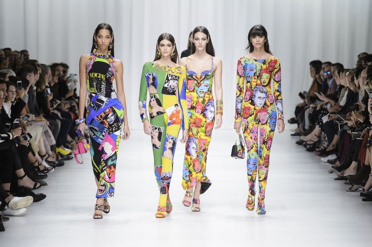 Milan Fashion Week 2017 - VERSACE Spring/Summer 2018