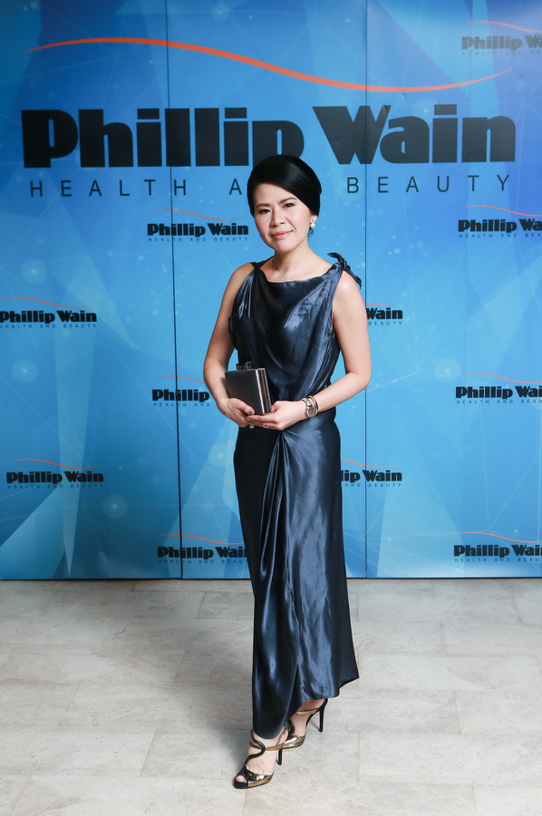 ‘Phillip Wain’ Exclusive Party ‘Sparkling Bright Midnight Blue’