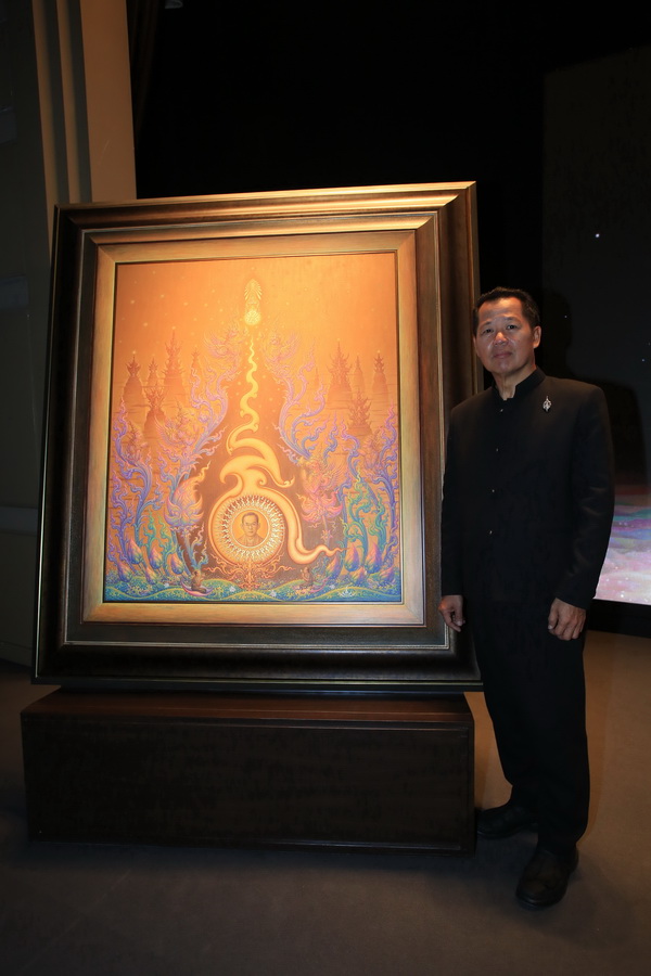 ไทยรัฐจัดทำหนังสือพิมพ์ฉบับพิเศษ 15 ฉบับ ในโครงการ “ไทยรัฐร่วมพสกนิกรไทย ส่งใจสู่ฟ้าอาลัยพ่อ”