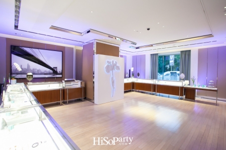 Tiffany & Co. เปิดตัวความหอมระดับตำนานจากมหานครนิวยอร์กในรอบทศวรรษ