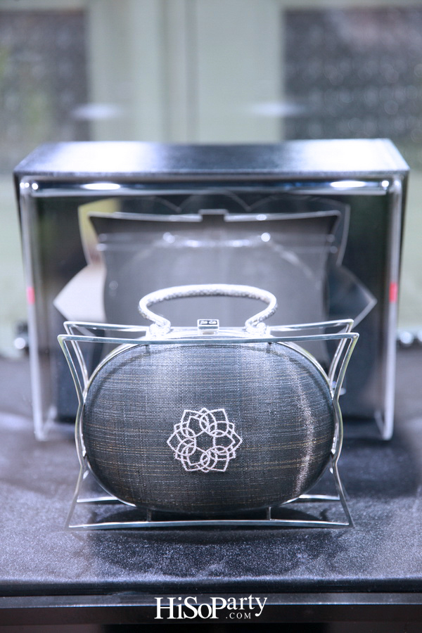 PHYA (พญา) จัดแฟชั่นโชว์สุดยิ่งใหญ่ เปิดตัวกระเป๋าคอลเลกชั่นพิเศษ เพื่อมูลนิธิชัยพัฒนา