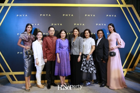 PHYA (พญา) จัดแฟชั่นโชว์สุดยิ่งใหญ่ เปิดตัวกระเป๋าคอลเลกชั่นพิเศษ เพื่อมูลนิธิชัยพัฒนา