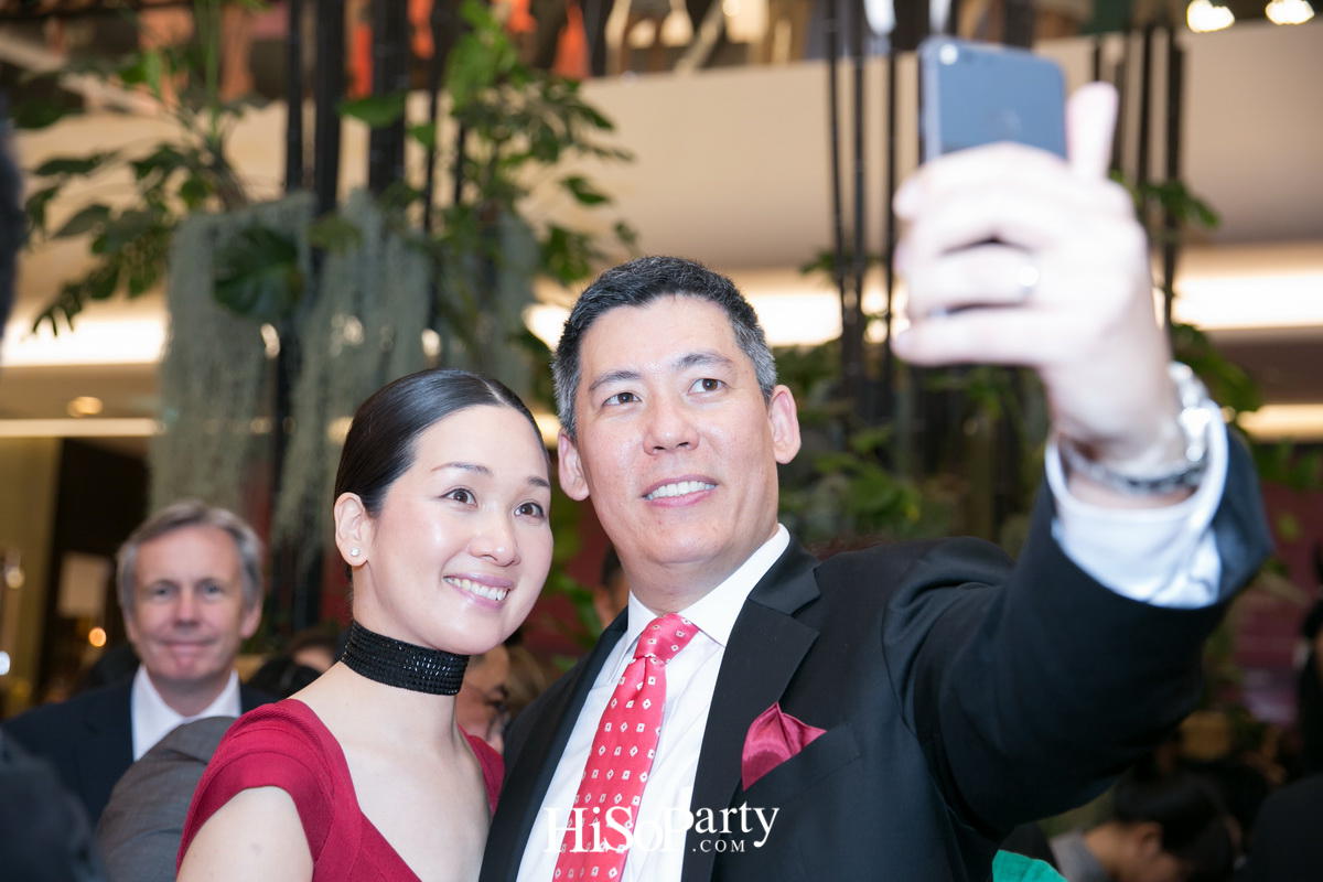 เปิดตัว ‘Queen of Phoenix’ พร้อมไข่มุก 700 ล้าน ในงาน ‘Central 70th Anniversary ฉลอง 70 ปี ห้างเซ็นทรัล’