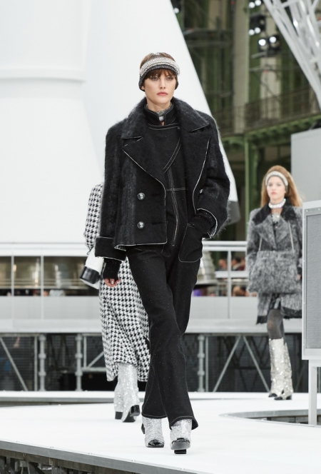 Chanel Ready to Wear Fall-Winter 2017/18 