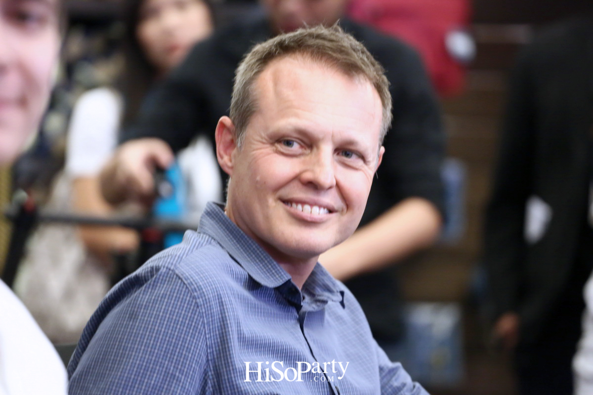 Harry Potter Christmas in The Wizarding World