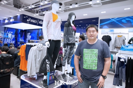 ASICS ฉลองเปิดสาขาใหม่ ณ เซ็นทรัลลาดพร้าว พร้อม ASICS Foot ID เครื่องแสกนเท้า 3 มิติ