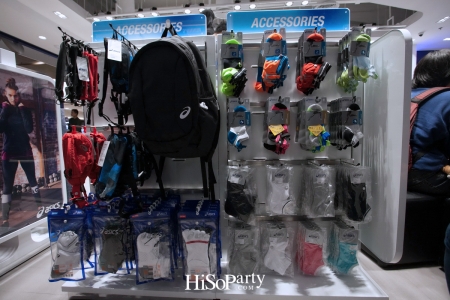 ASICS ฉลองเปิดสาขาใหม่ ณ เซ็นทรัลลาดพร้าว พร้อม ASICS Foot ID เครื่องแสกนเท้า 3 มิติ