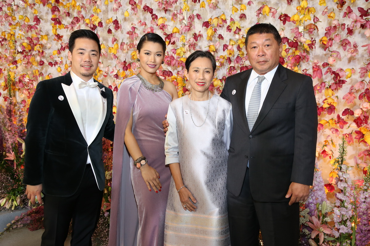 งานวิวาห์แห่งปี  “วรมาศ – รวิ” หรูหราและโรแมนติก!