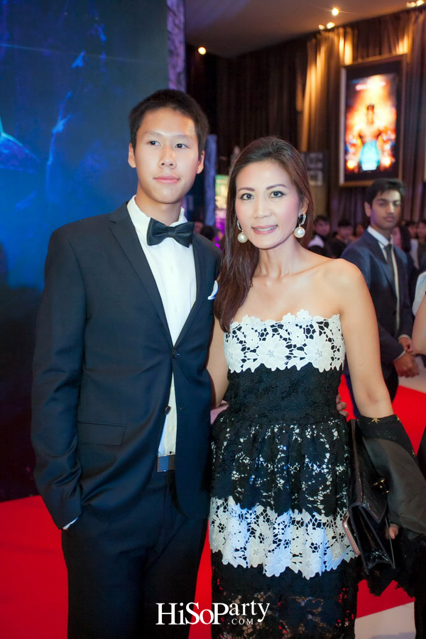 งานกาล่าพรีเมียร์ การฉายภาพยนตร์ ๙ ศาสตรา